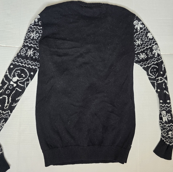 Holiday Sweater - Picture 3 of 3